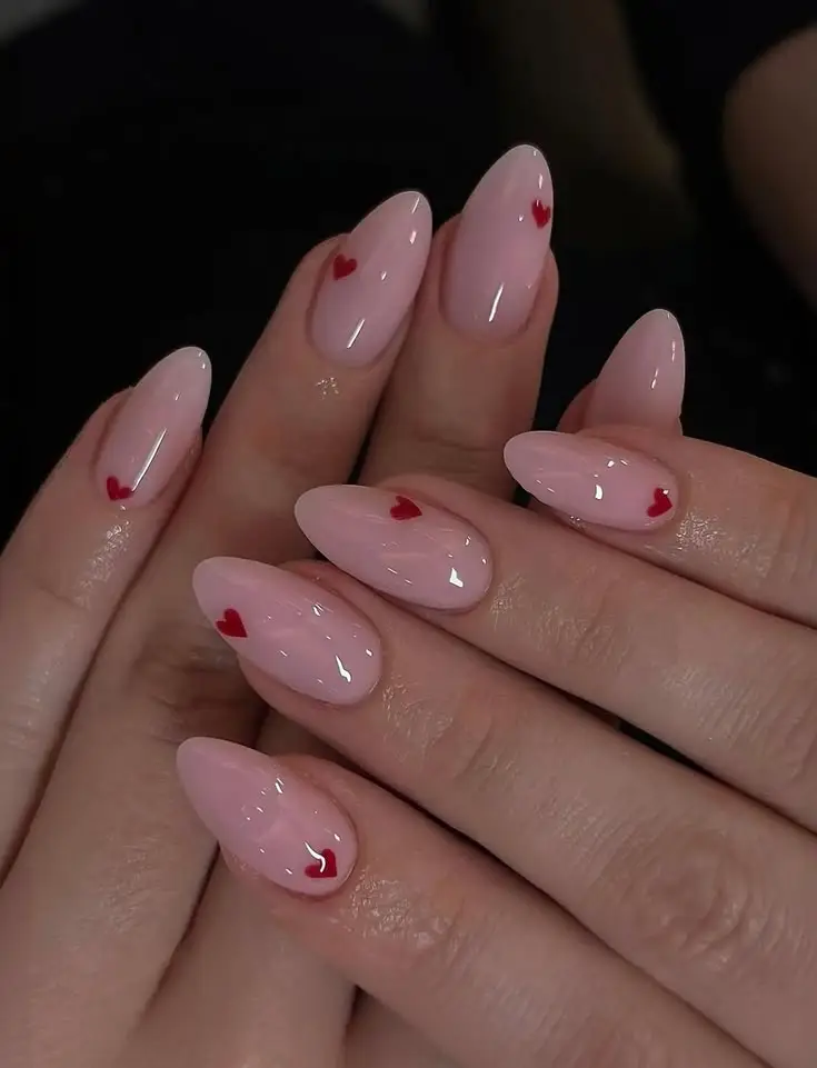 Heart Minimal Nails