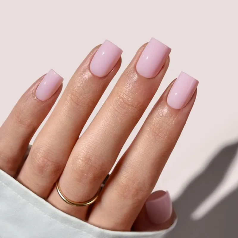 light-pink-squoval-nails-square