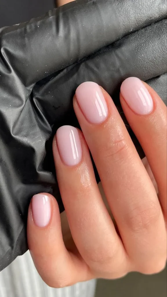 short-natural-nails-pink